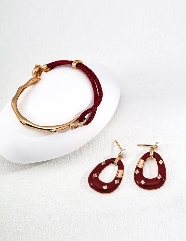 Textured Metal & Red Cord Contrast Bracelet-3