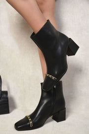 Two Tone Side Zip Block Heel Ankle Boots - Memoriex 