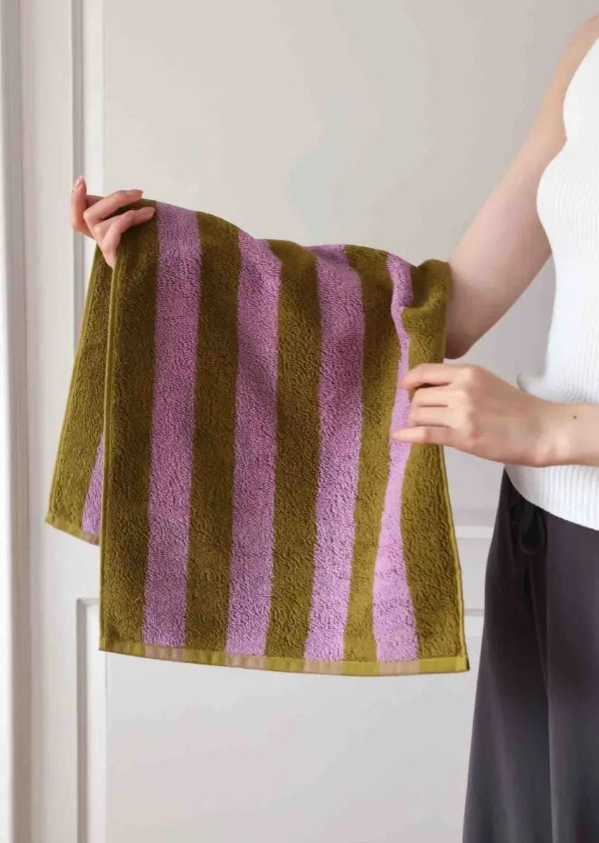 Ultra Soft Absorbent Retro Stripe Bath Towel - 100% Organic Premium Combed Cotton-10