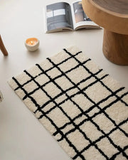 Ultra Soft Minimalist Nordic Stripe Bath Rug, Absorbent, Anti-slippery Mat - Memoriex 
