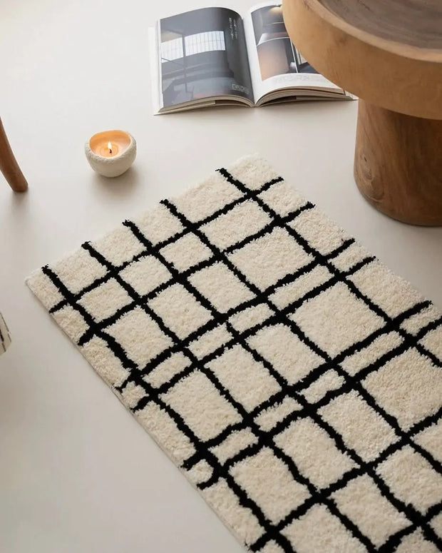Ultra Soft Minimalist Nordic Stripe Bath Rug, Absorbent, Anti-slippery Mat - Memoriex 