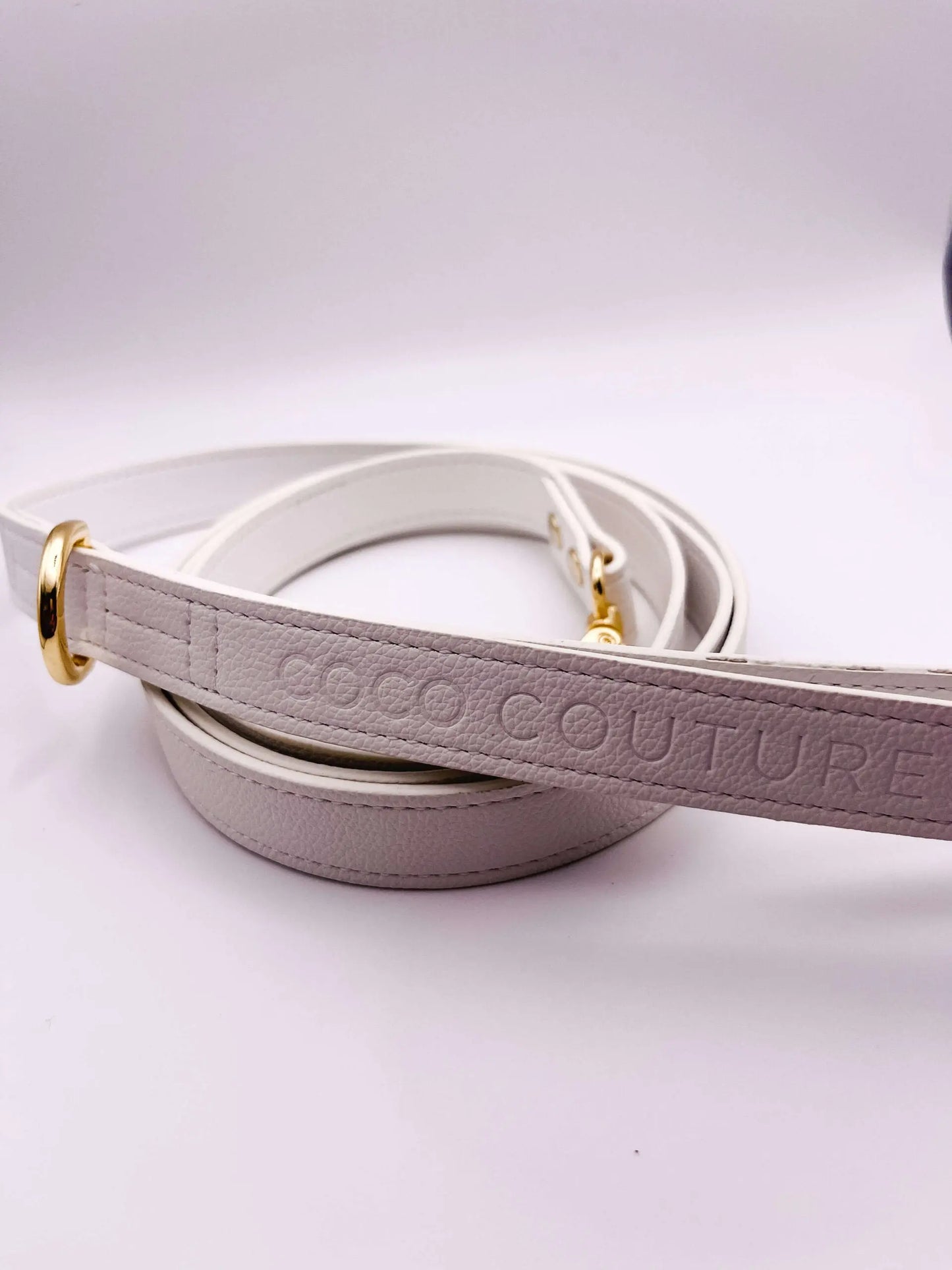 Vegan Lightweight Leather Dog Lead (White) – by Coco Couture - Memoriex