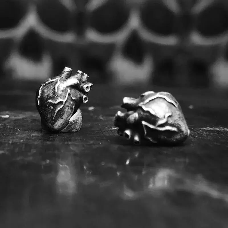 Vena Cava Heart Stud Earrings-0