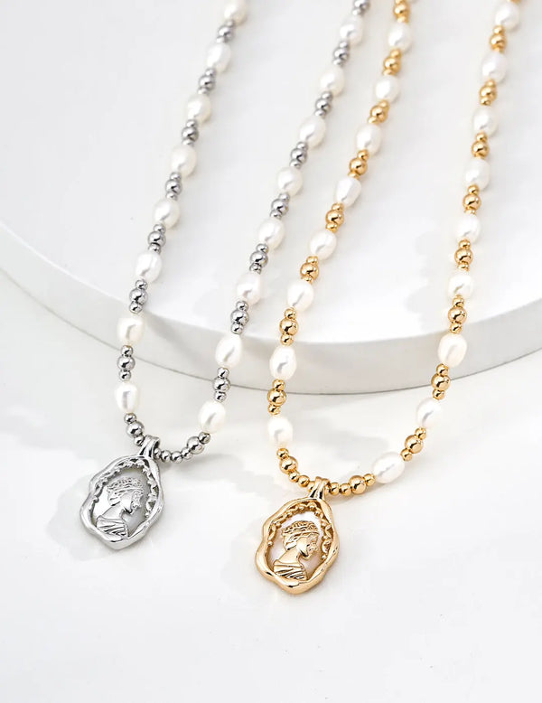 Vintage Queen Medallion Pearl Necklace-0