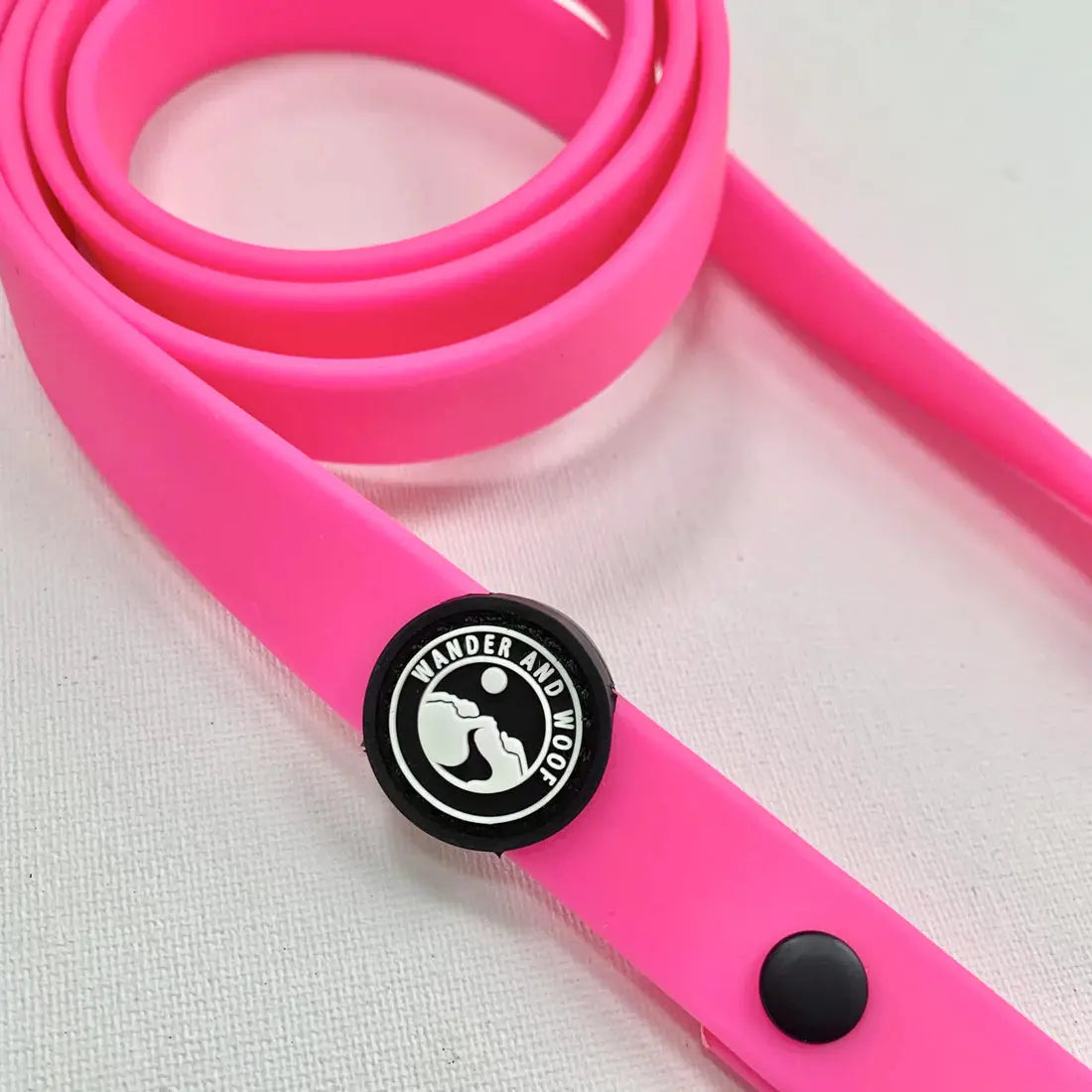 Waterproof Dog Lead (Pink) by Wander and Woof - Memoriex