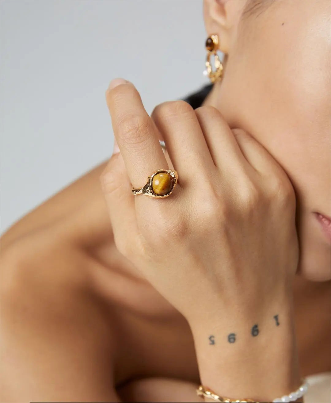 Wide Tiger Eye Stone Ring-3