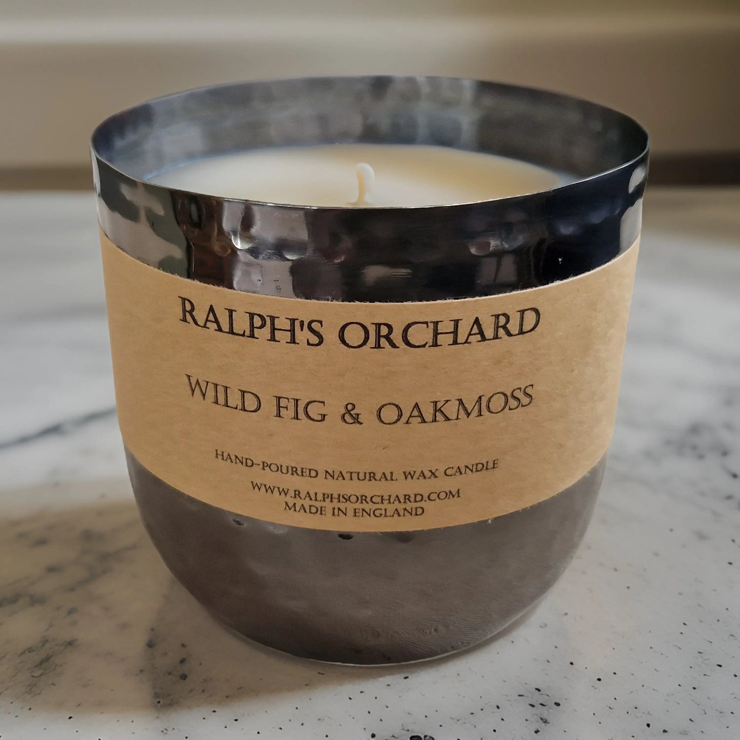 Wild Fig & Oakmoss Scented Candle-1