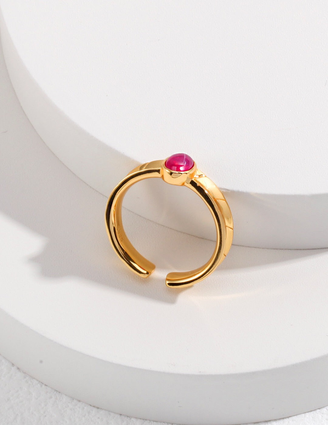 Pink Oval Shaped Zircon Ring-1