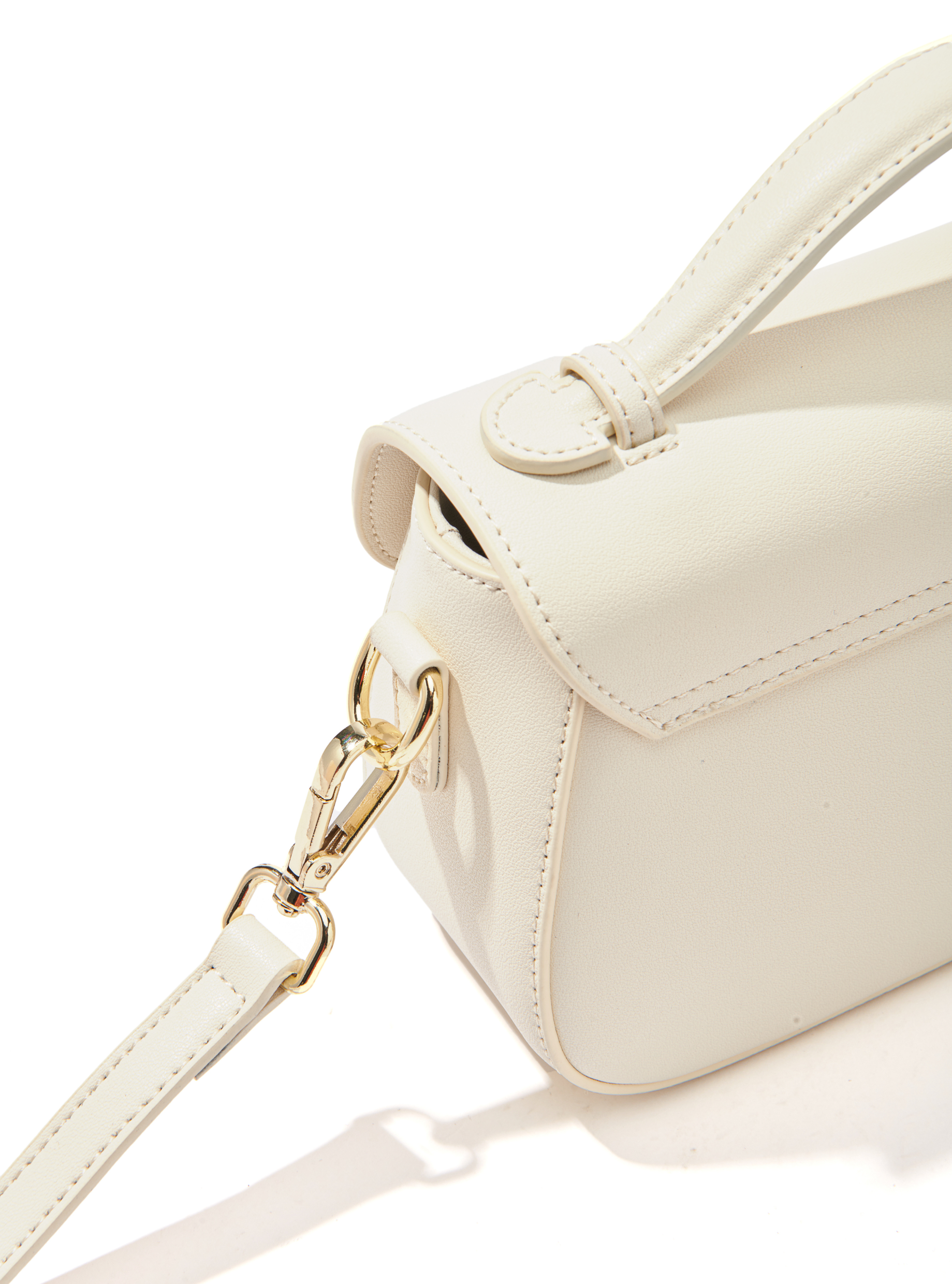 Makoto Leather Bag, White by Bob Oré-4