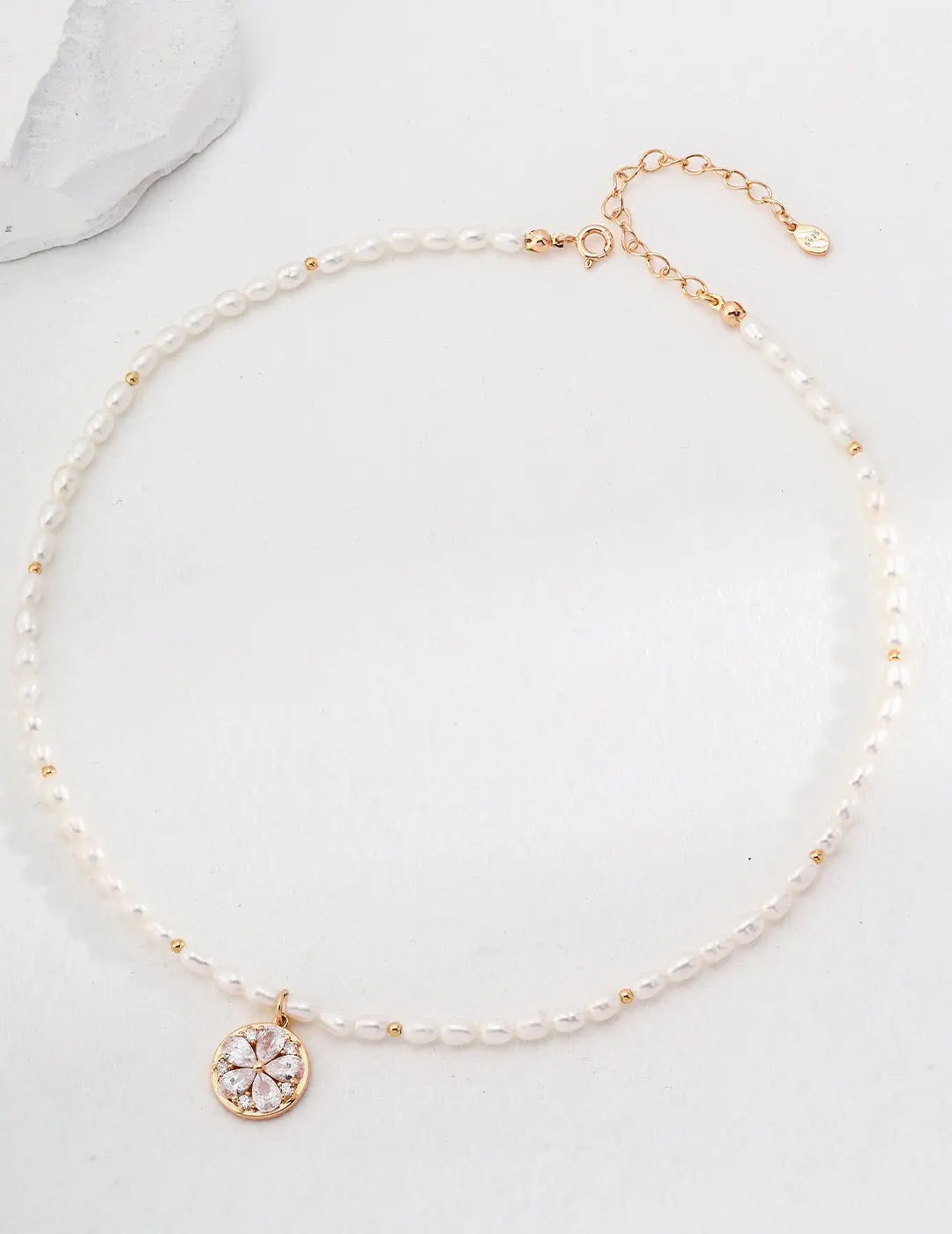 Zircon Flower Style Pearl Necklace-0