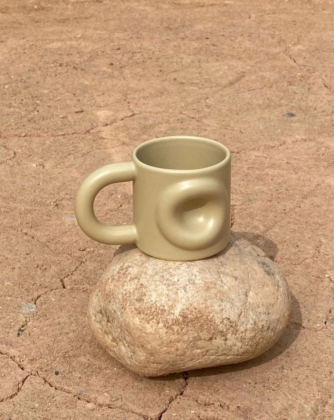 Handcrafted Ceramic Donut Mug - Cute & Novelty Donut-Shaped Coffee Mug-2