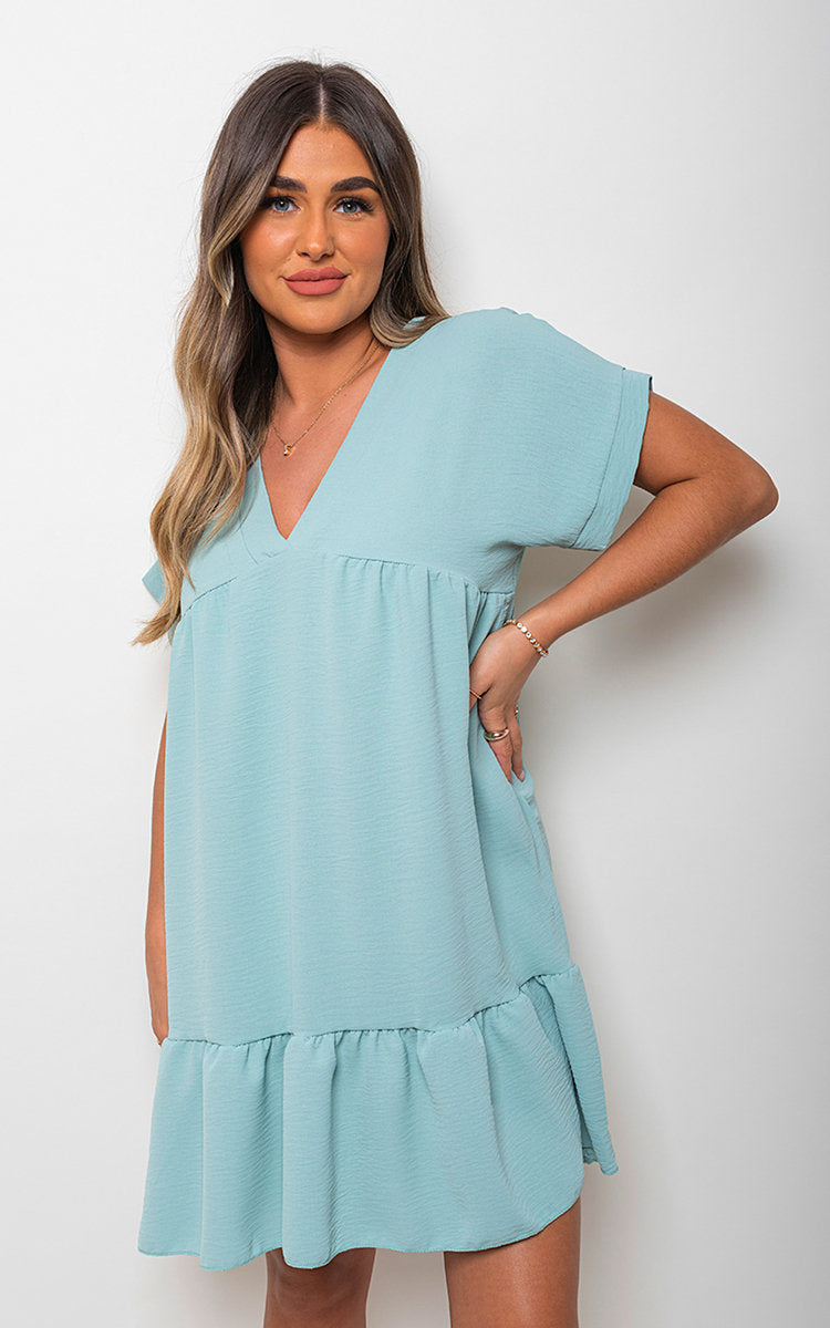 V Neck Tiered Smock Dress-8