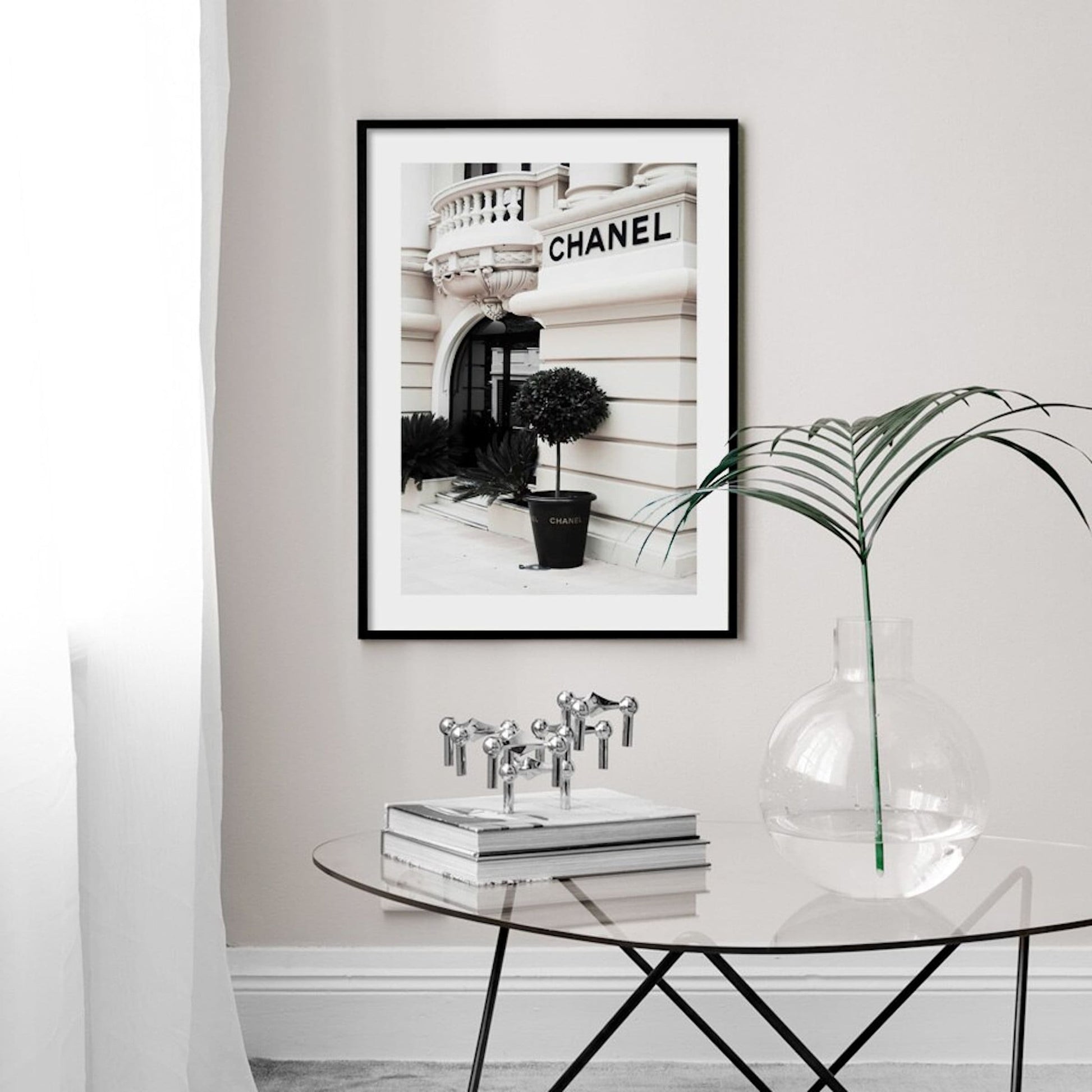 Poster Chanel Schriftzug am Geschäft I Wohnzimmer & Schlafzimmer Bilder I Wand Deko I Kunst Druck I Deko Print I ohne Rahmen-1