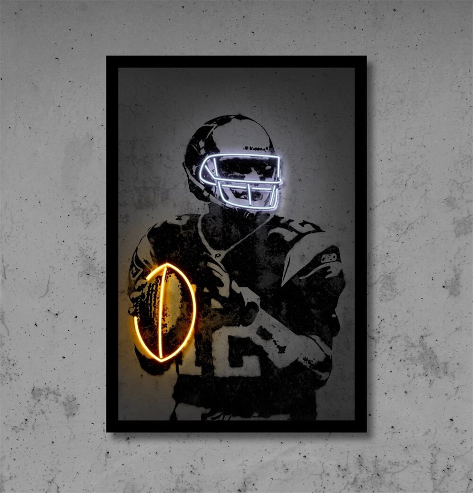 Poster Football Spieler mit Neon leuchtenden Ball und Helm als Deko Print ohne Rahmen-4