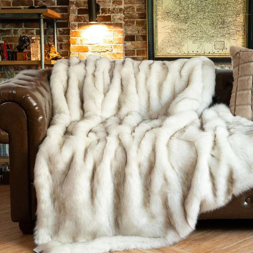 Luxury Faux Fox Fur Blanket-4