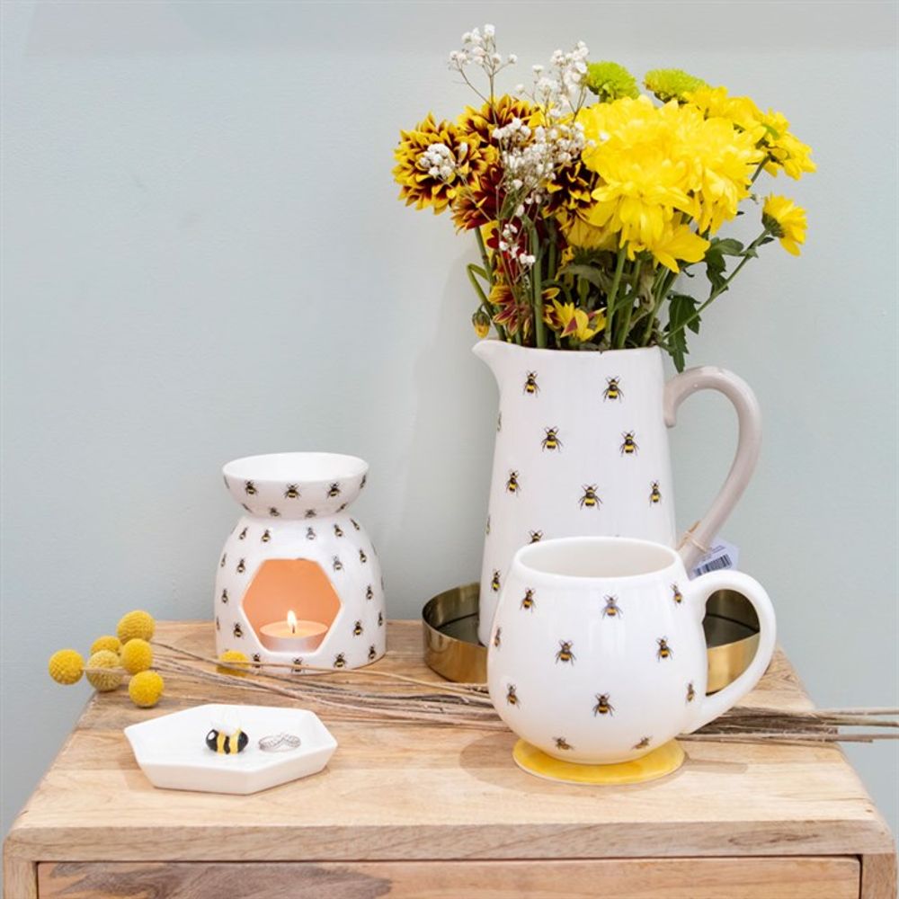 All Over Bee Print Oil Burner-4