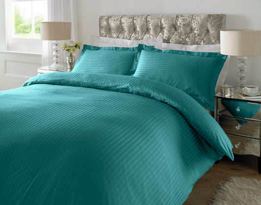 300 TC - 100% Cotton Sateen Stripe Duvet Clawr Set Corhwyaden