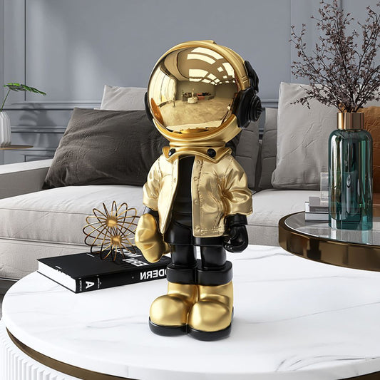 Resin Sculpture Table Decoration Electroplate Painting Astronaut Statue Room Decor Home Ornament Sculpture Art Figurine Luxury