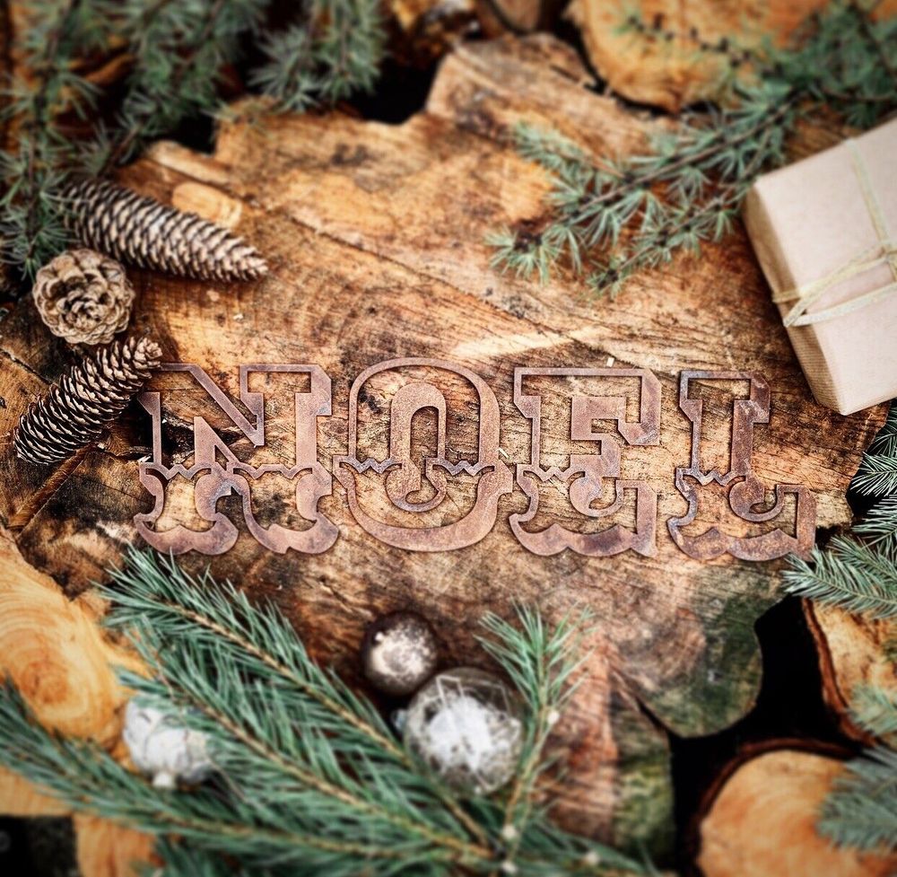 Rustic Rusty Carnival NOEL CHRISTMAS Lettering Metal decoration